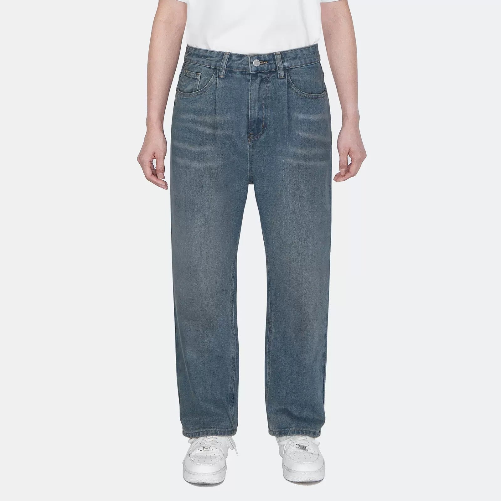 Vintage Washed Pleated Jeans | The Korean Fashion